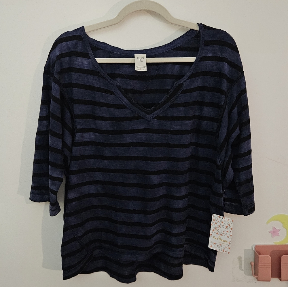 FREE PEOPLE We the Free small distressed tee
